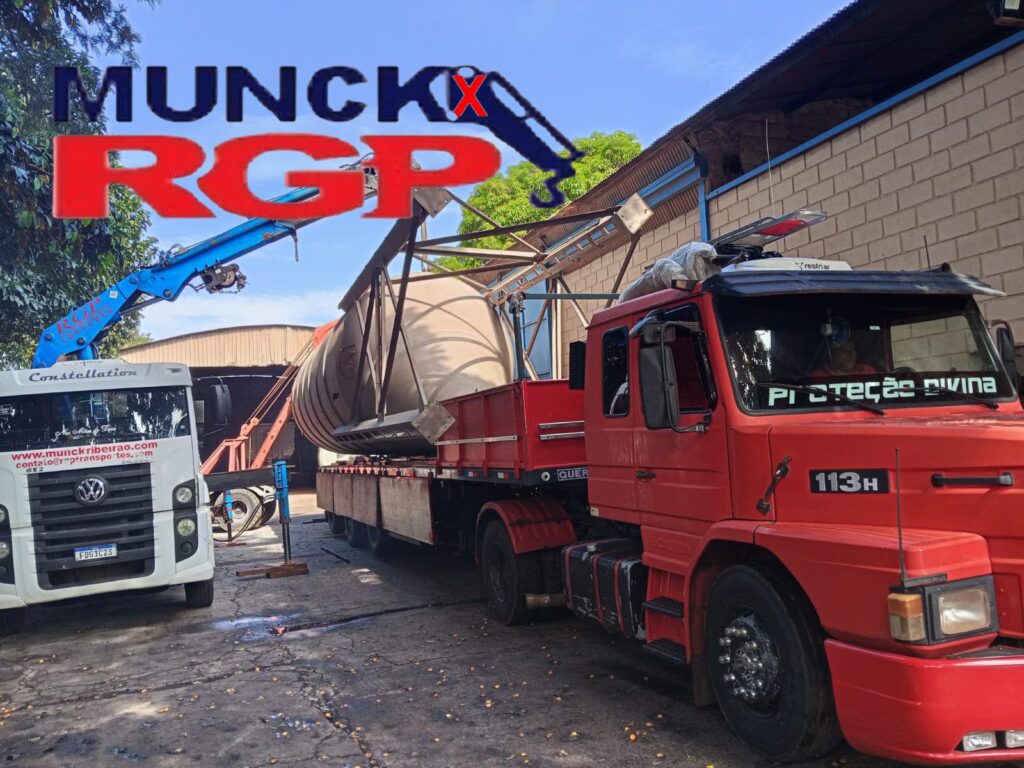 Munck X para empresas e indústrias que precisam realizar içamento, remoção e transporte de equipamentos pesados com máxima precisão